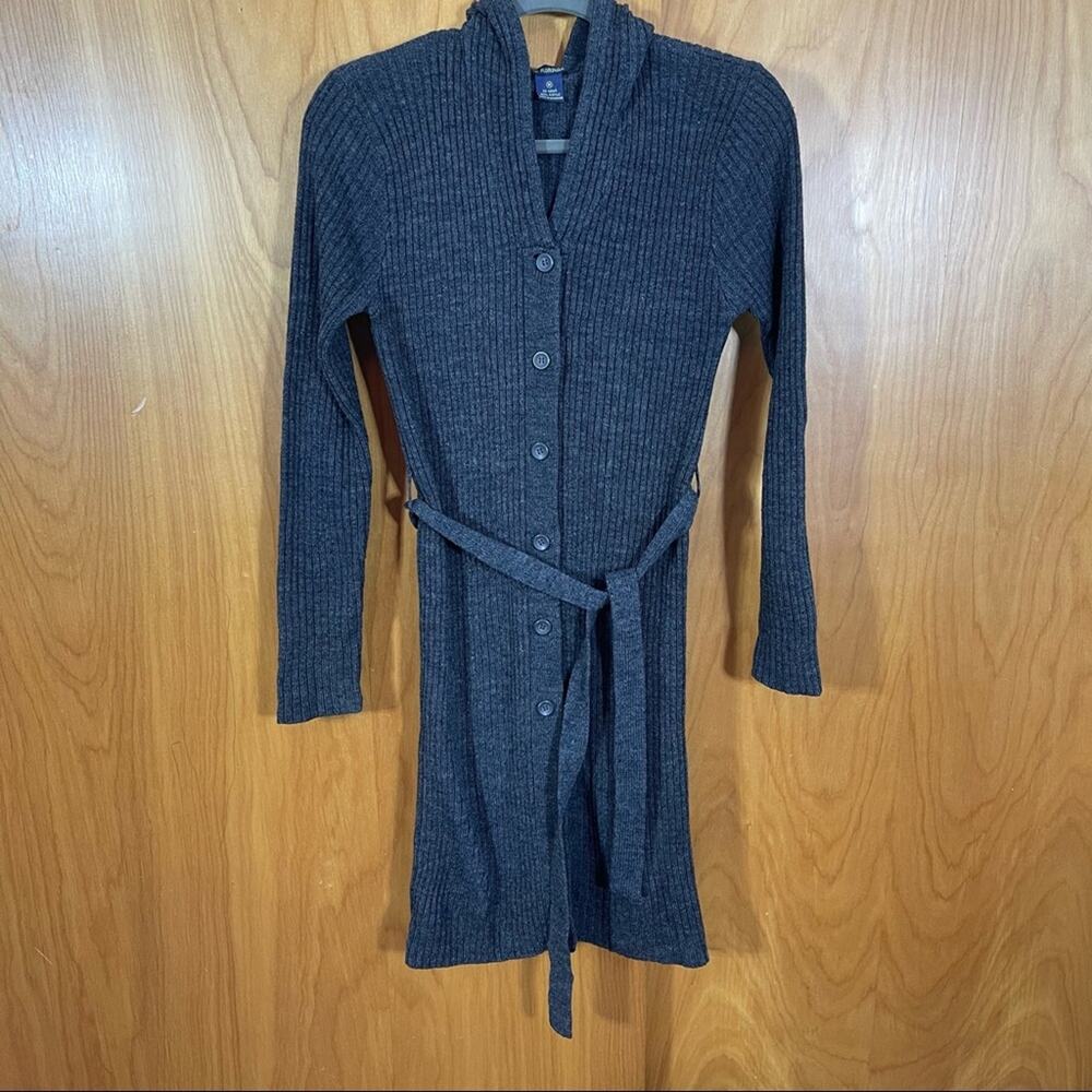 De Rotchild, Long Hooded Cable Sweater,  Size Medium,  Grey. Excellent condition